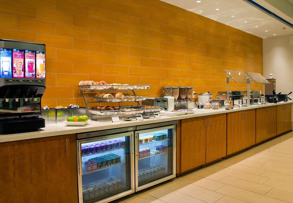 Springhill By Marriott Alamo Plaza/convention Center 3*